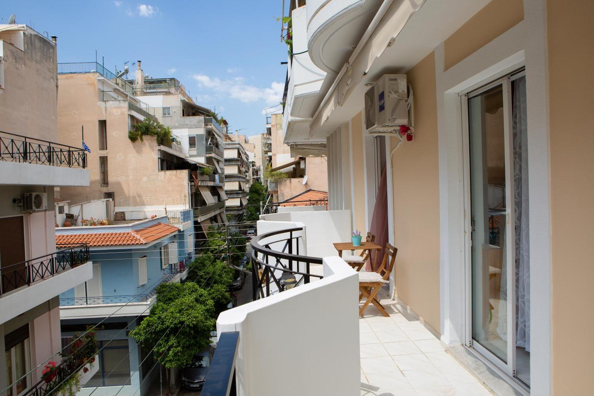 Zeas Apartment Piraeus Buitenkant foto