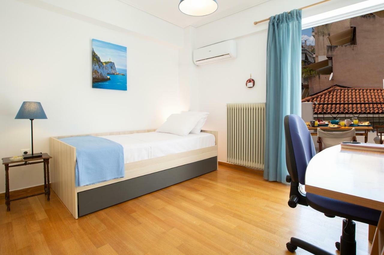 Zeas Apartment Piraeus Buitenkant foto