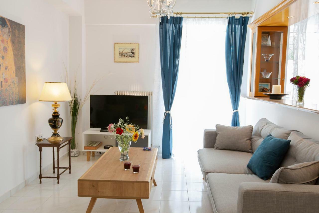 Zeas Apartment Piraeus Buitenkant foto