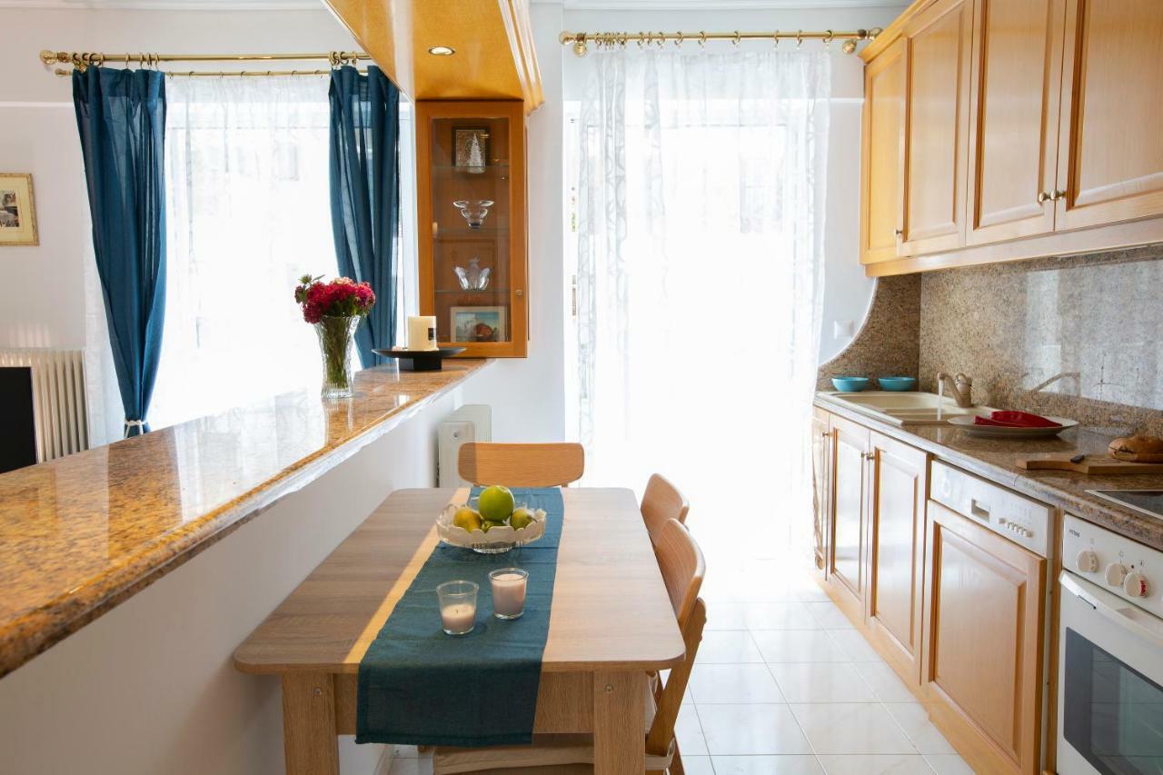 Zeas Apartment Piraeus Buitenkant foto